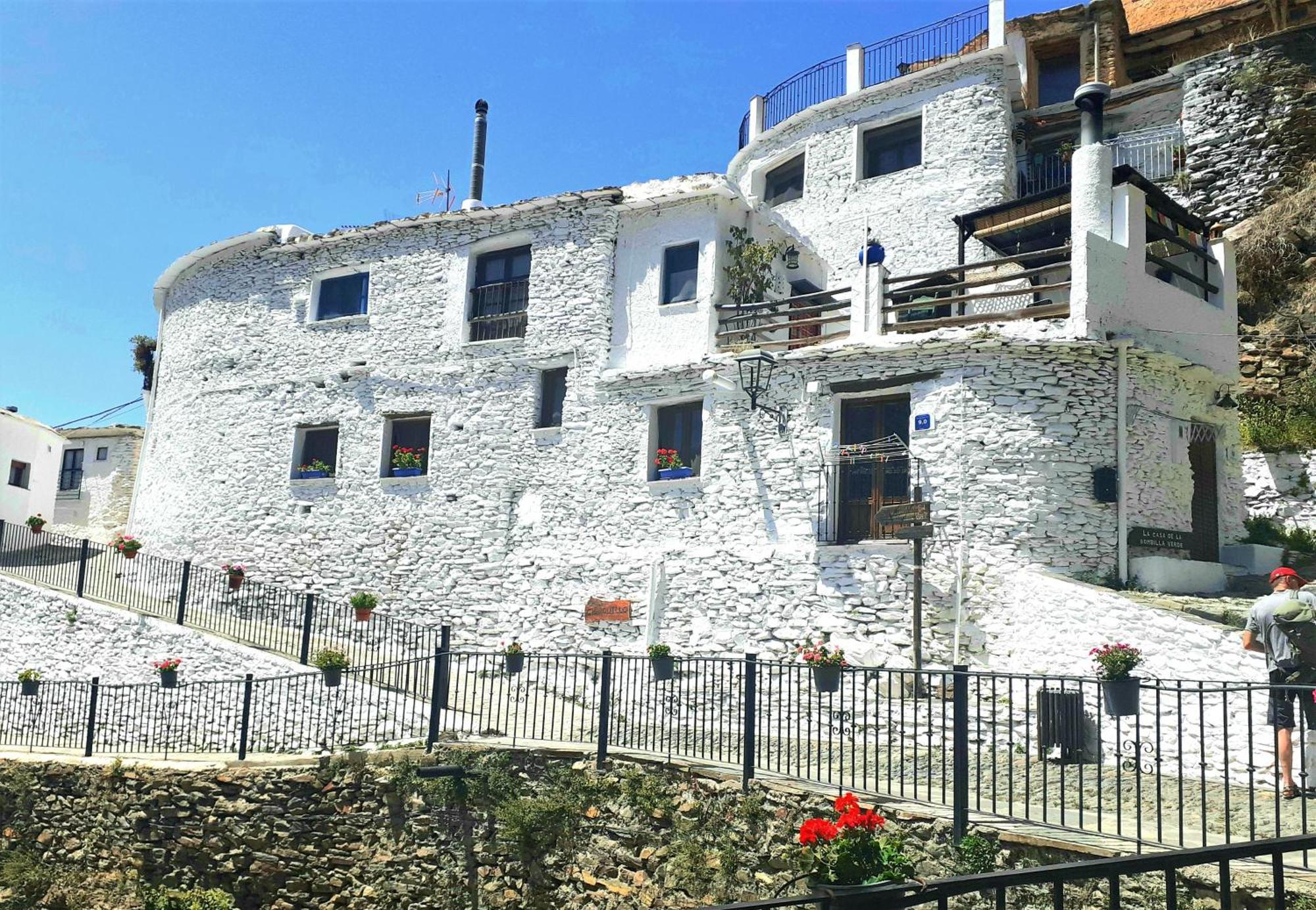 La Casa De La Bombilla Verde Trevelez Exterior photo